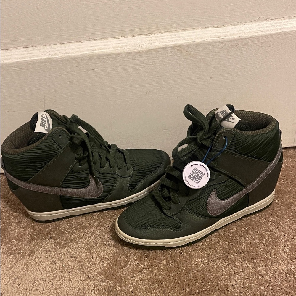 Nike Olive High-Top Women’s Sneakers